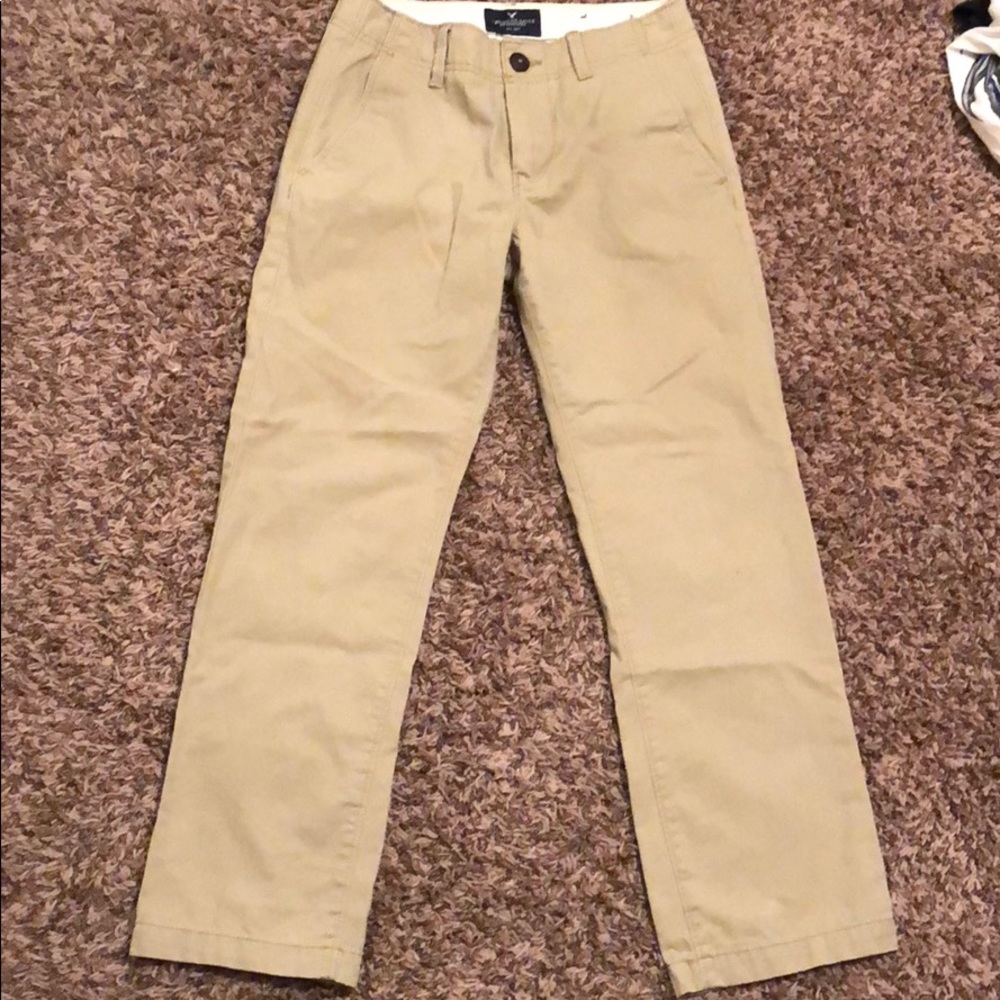 American eagle khaki pants straight. 26x28